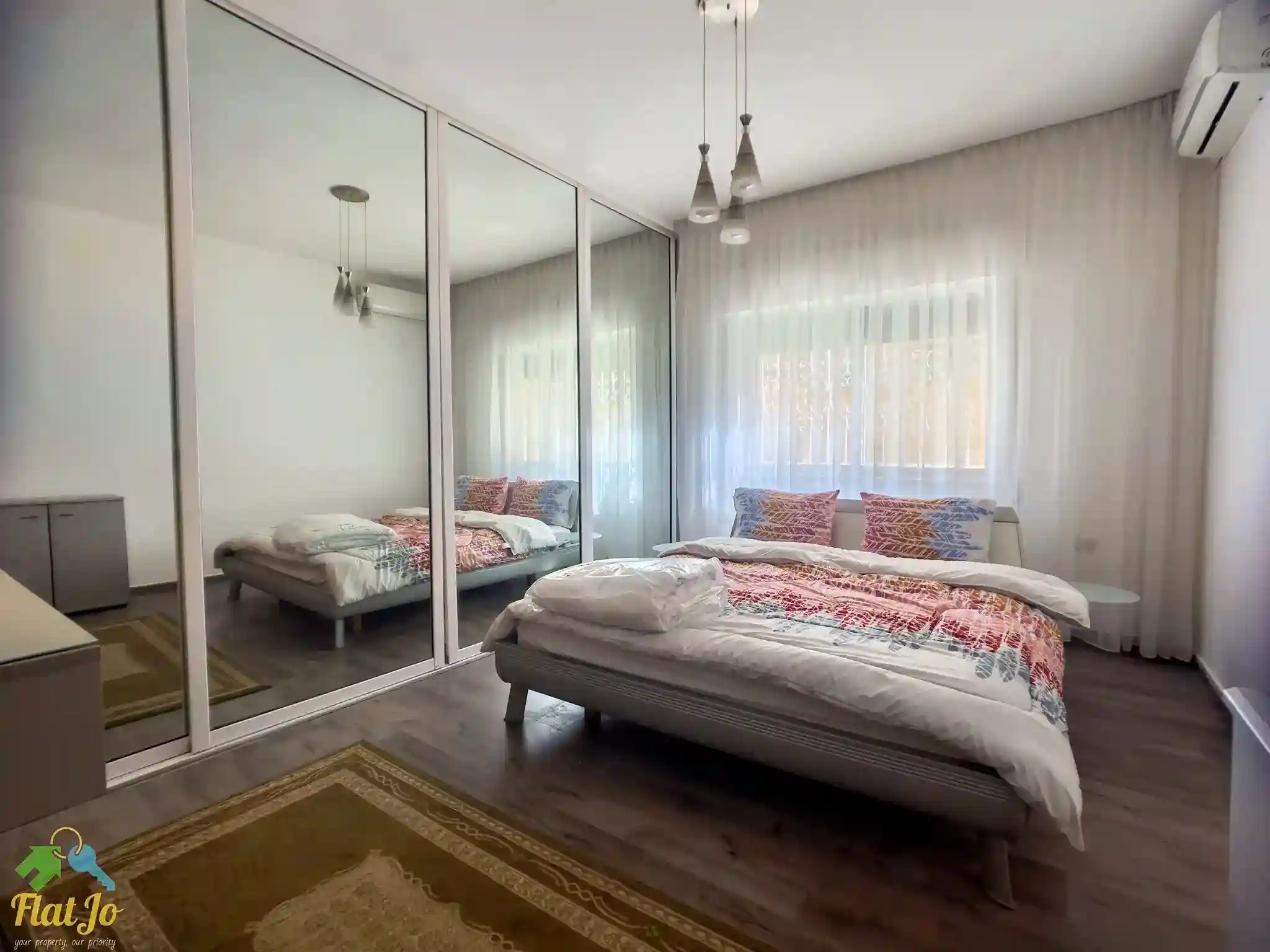 IMG_6545_Radiant_Photo