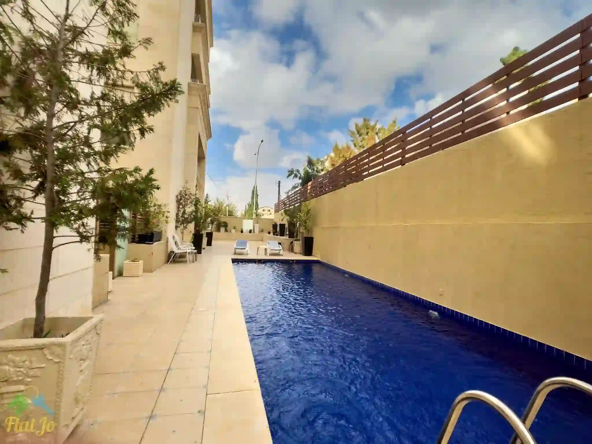 IMG_6810_Radiant_Photo