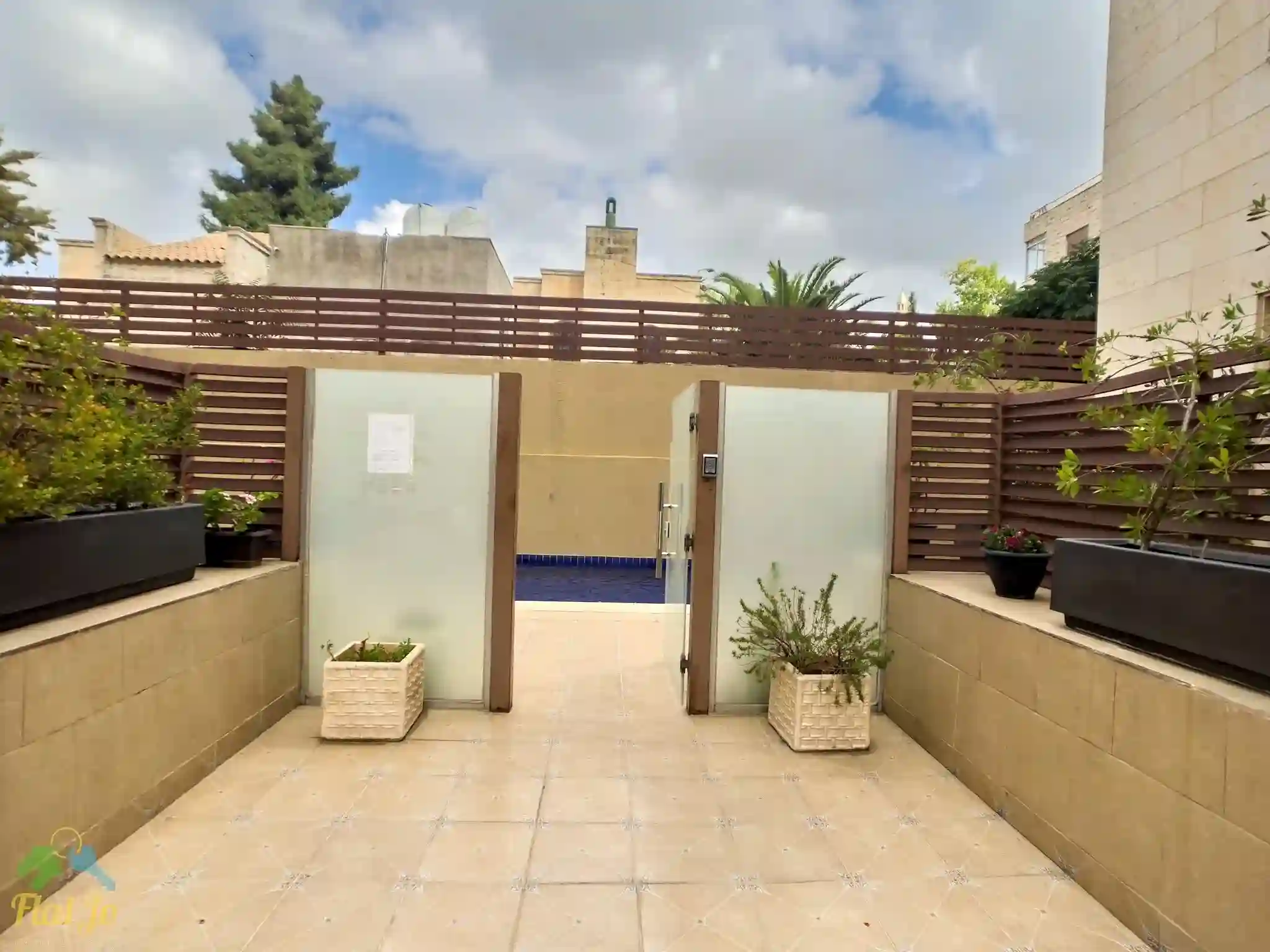 IMG_6812_Radiant_Photo