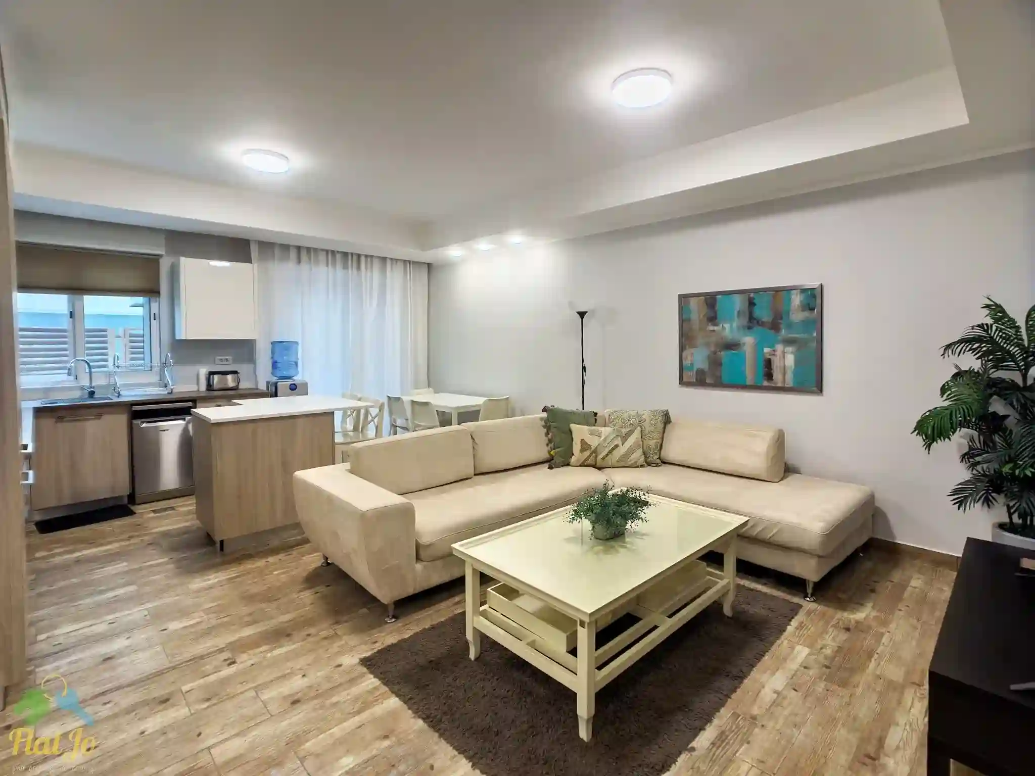 IMG_6844_Radiant_Photo