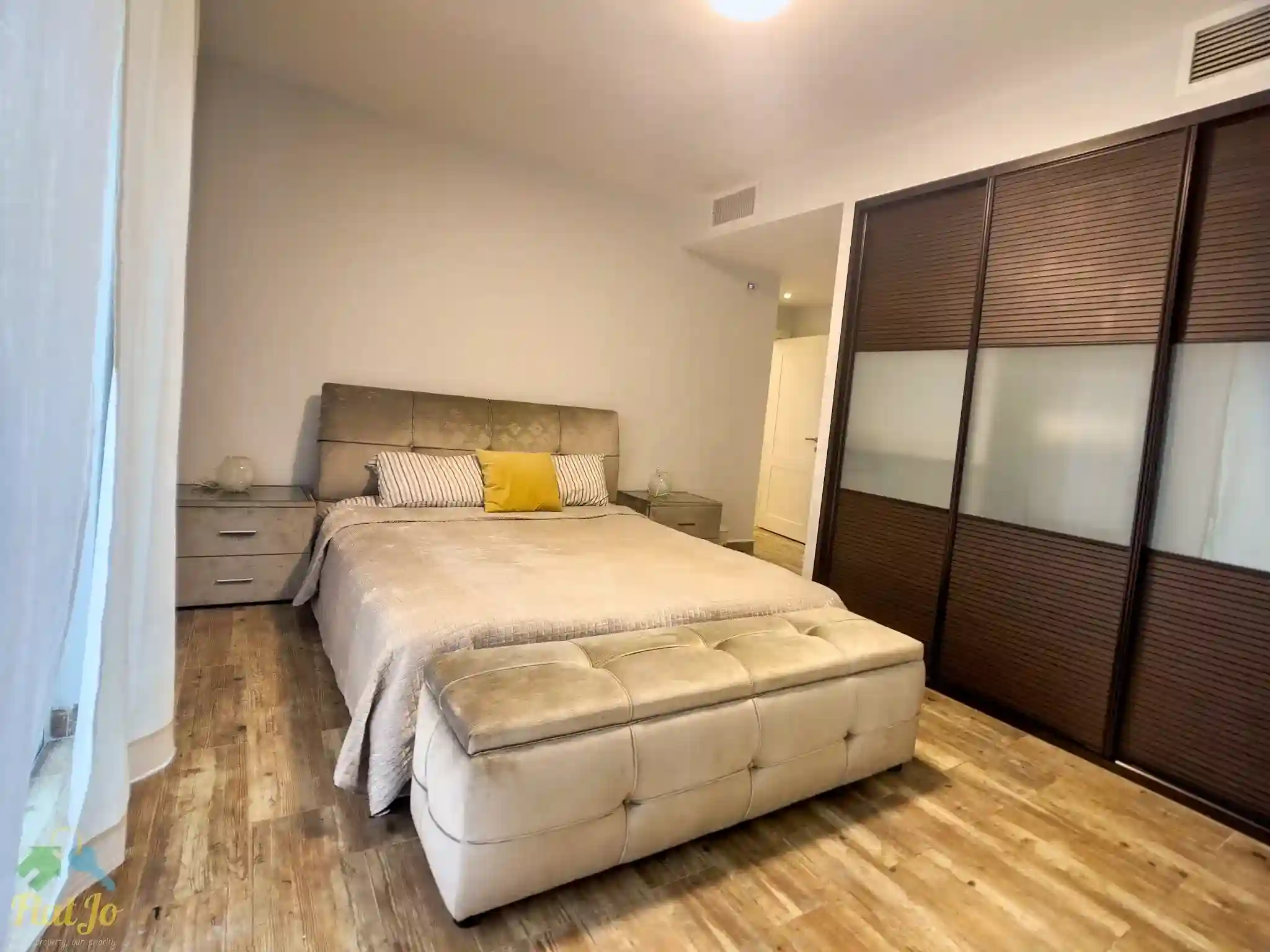 IMG_6859_Radiant_Photo