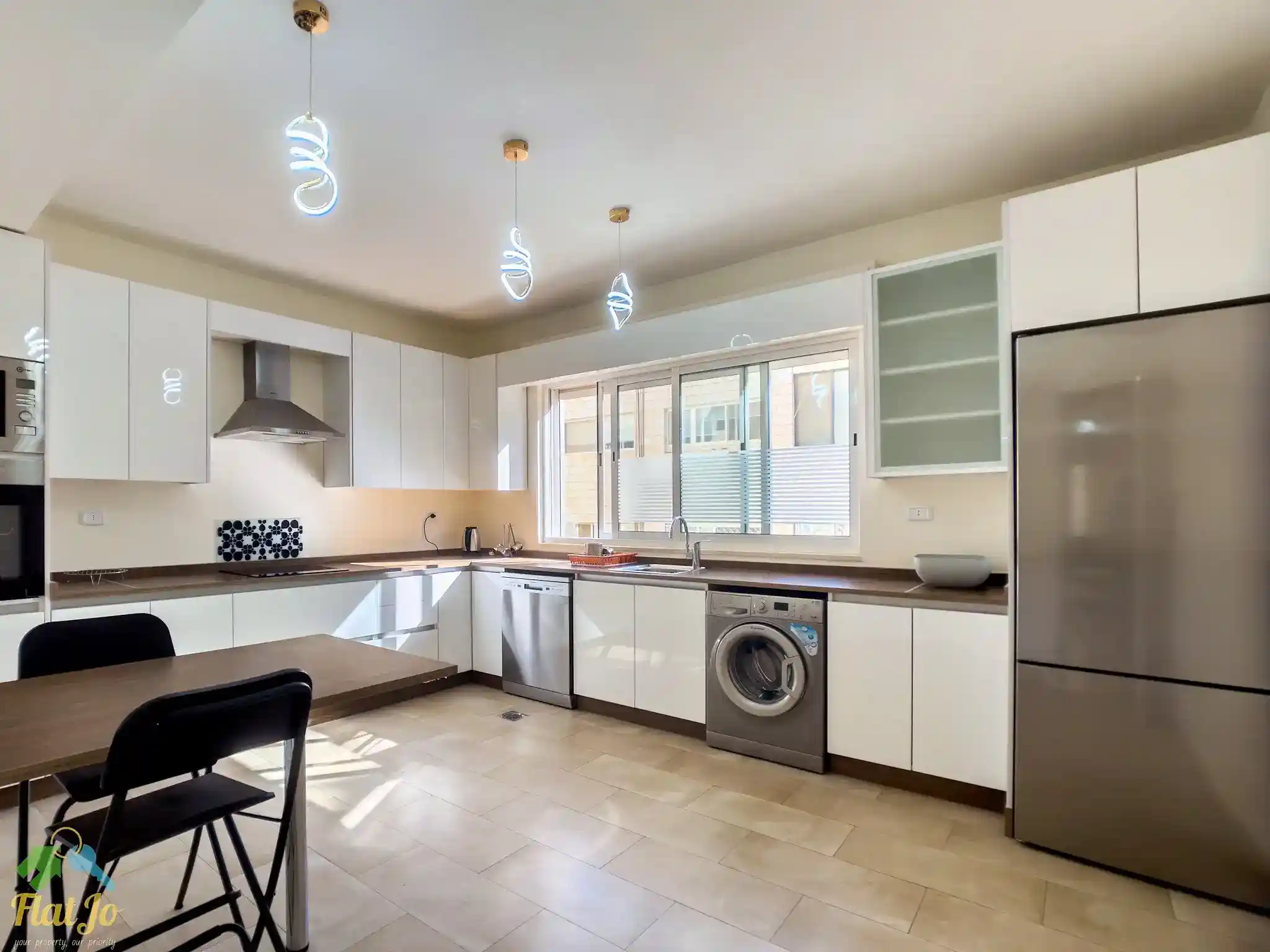 IMG_7405_Radiant_Photo