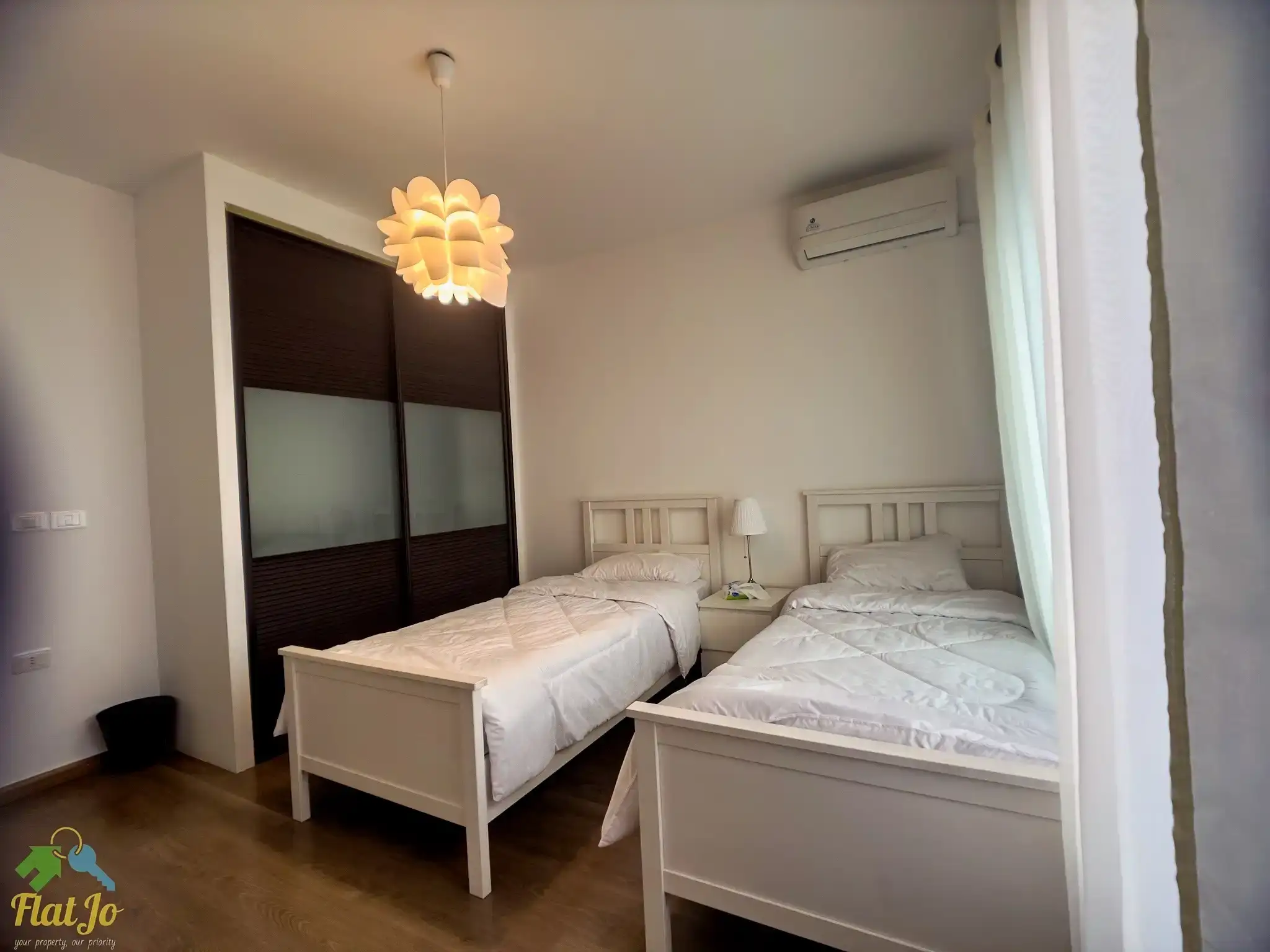 IMG_7462_Radiant_Photo