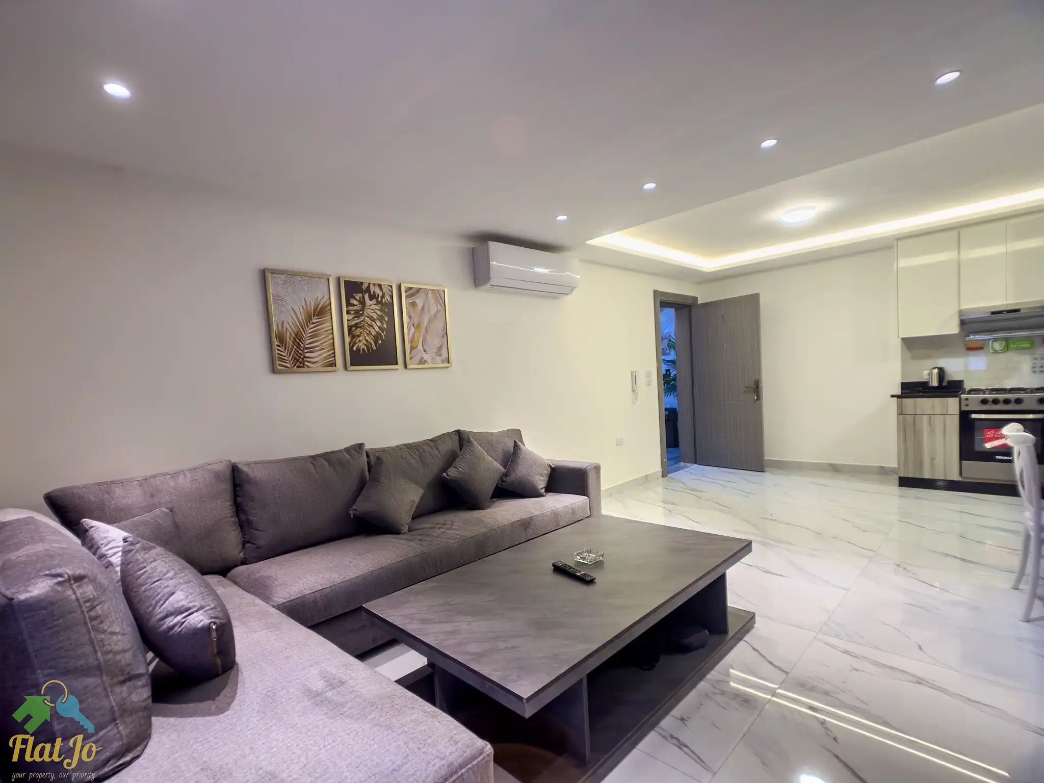 IMG_7948_Radiant_Photo