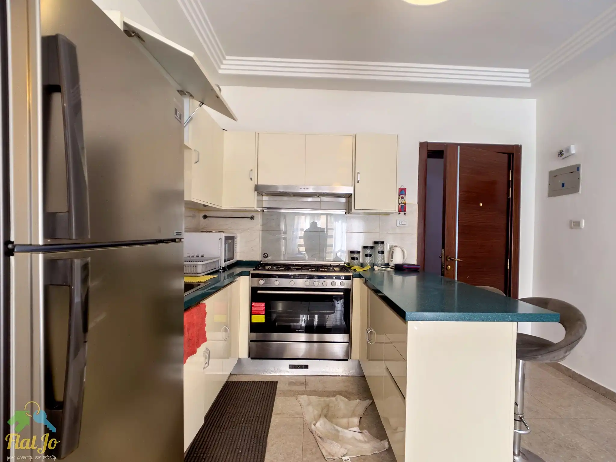 IMG_8052_Radiant_Photo