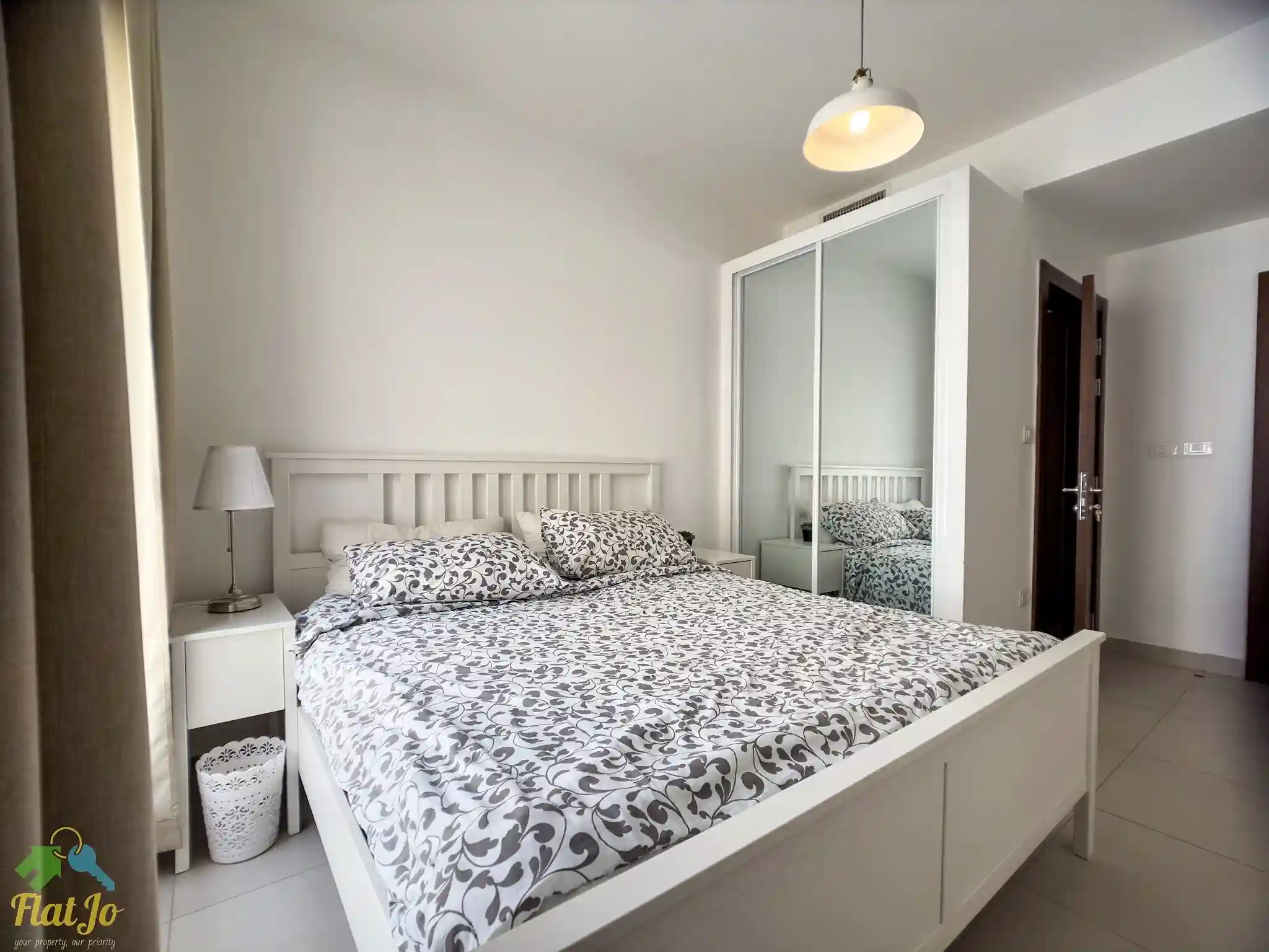 IMG_8280_Radiant_Photo